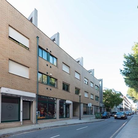 Lovelystay - Homey Feeling Flat W/ Free Parking Porto Buitenkant foto