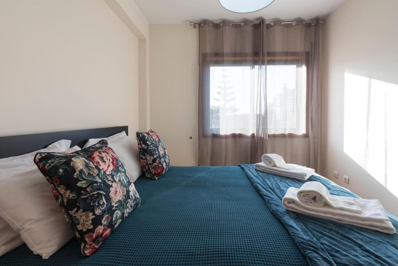 Lovelystay - Homey Feeling Flat W/ Free Parking Porto Buitenkant foto